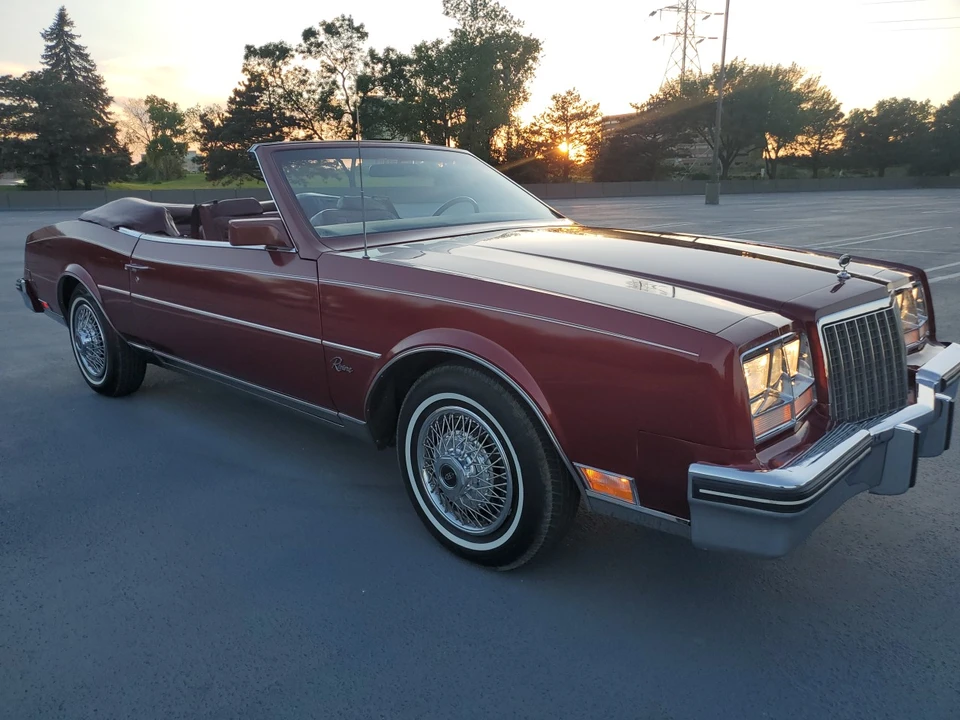 1983 Buick Riviera 4th-7th Gen - Image 27 of 31