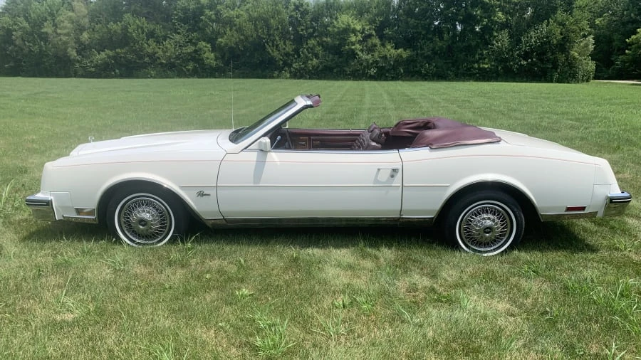 1983 Buick Riviera 4th-7th Gen - Image 2 of 25