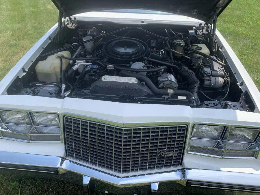 1983 Buick Riviera 4th-7th Gen - Image 18 of 25