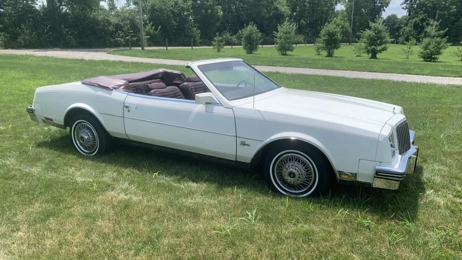1983 Buick Riviera 4th-7th Gen - Image 7 of 25