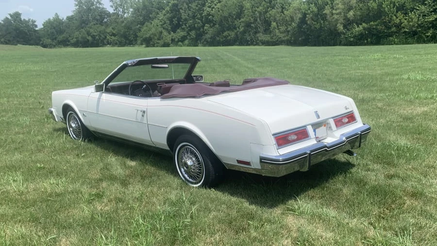1983 Buick Riviera 4th-7th Gen - Image 8 of 25