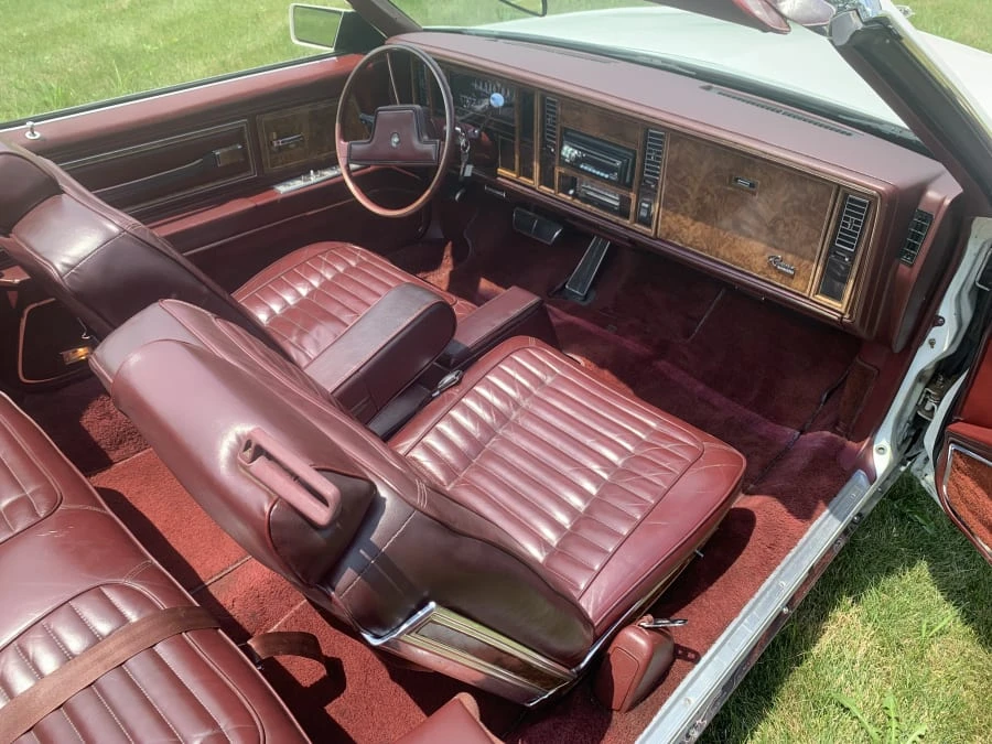 1983 Buick Riviera 4th-7th Gen - Image 12 of 25