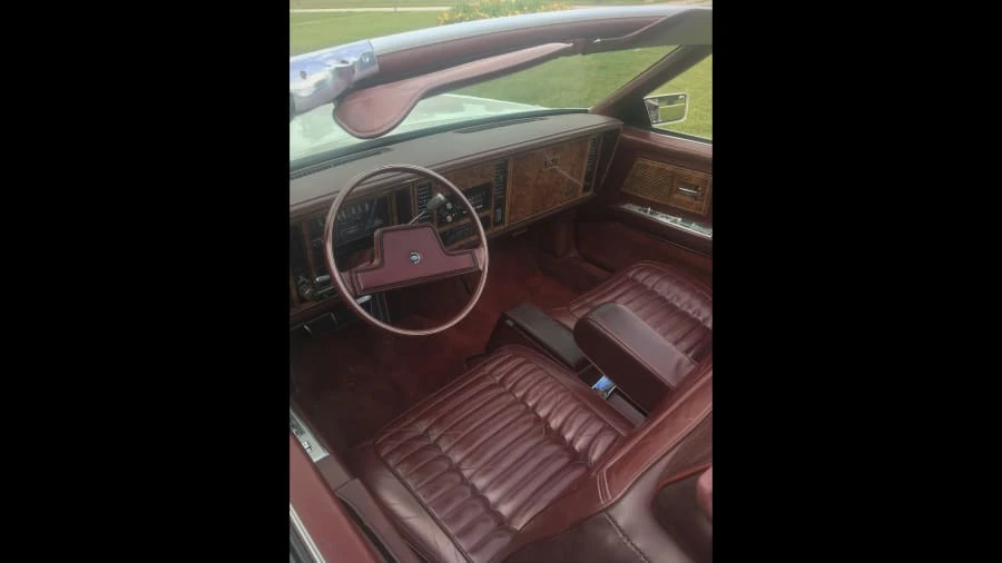 1983 Buick Riviera 4th-7th Gen - Image 2 of 6