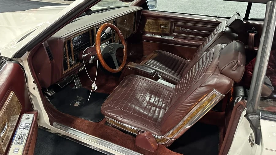 1983 Buick Riviera 4th-7th Gen - Image 5 of 6
