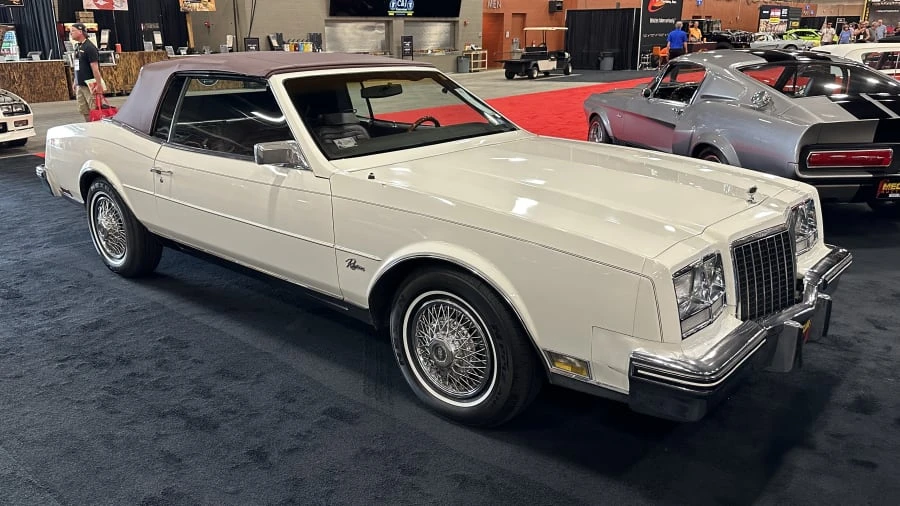 1983 Buick Riviera 4th-7th Gen - Image 4 of 6