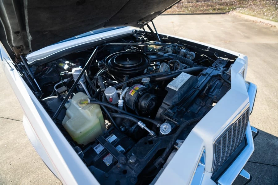 1983 Buick Riviera 4th-7th Gen - Image 18 of 19