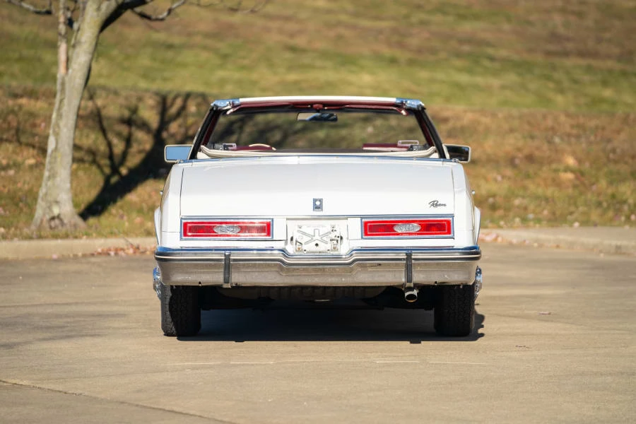 1983 Buick Riviera 4th-7th Gen - Image 5 of 19