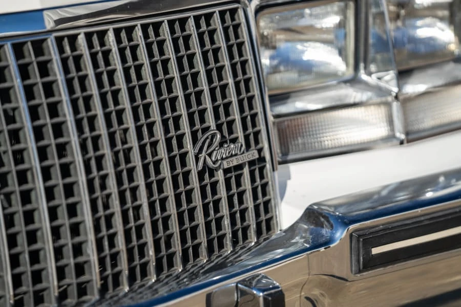 1983 Buick Riviera 4th-7th Gen - Image 9 of 19