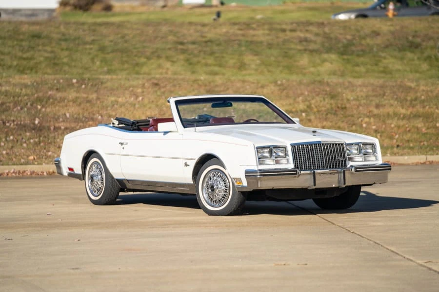 1983 Buick Riviera 4th-7th Gen - Image 12 of 19