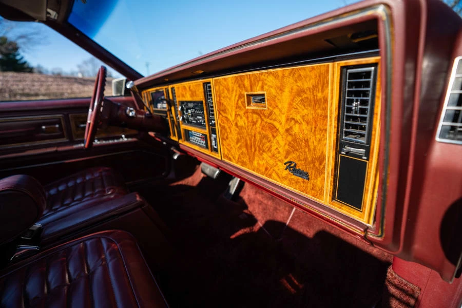 1983 Buick Riviera 4th-7th Gen - Image 16 of 19