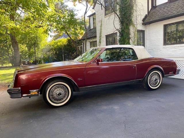 1983 Buick Riviera 4th-7th Gen - Image 2 of 22