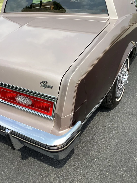 1983 Buick Riviera 4th-7th Gen - Image 25 of 31