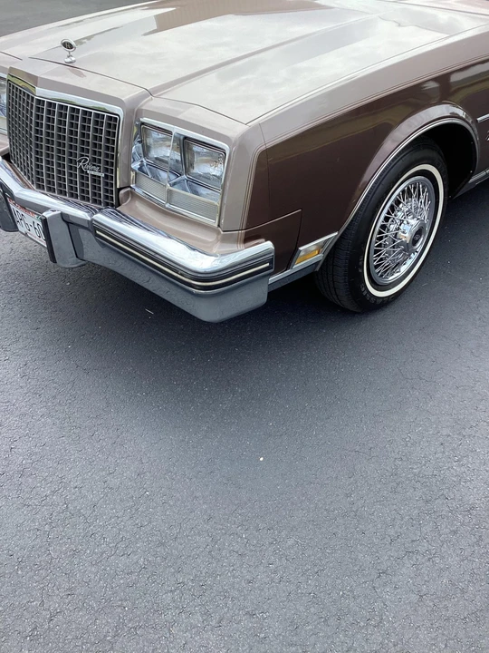 1983 Buick Riviera 4th-7th Gen - Image 14 of 31