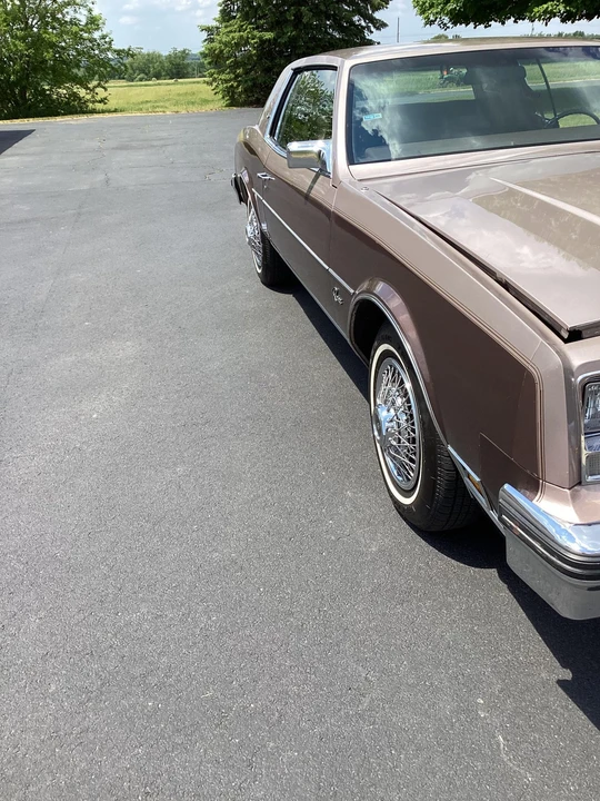 1983 Buick Riviera 4th-7th Gen - Image 11 of 31