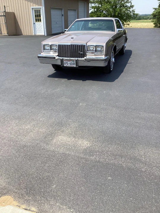 1983 Buick Riviera 4th-7th Gen - Image 13 of 31
