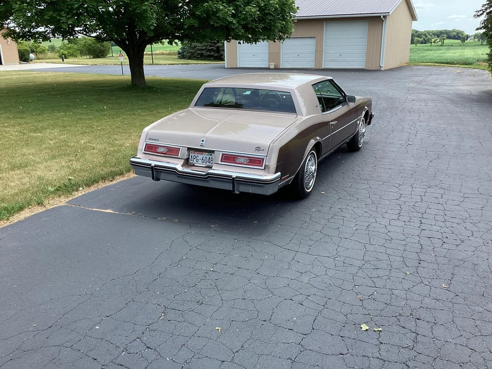 1983 Buick Riviera 4th-7th Gen - Image 6 of 31