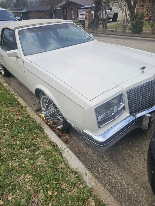 1983 Buick Riviera 4th-7th Gen - Image 6 of 9