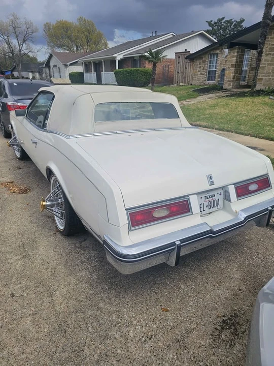 1983 Buick Riviera 4th-7th Gen - Image 4 of 9