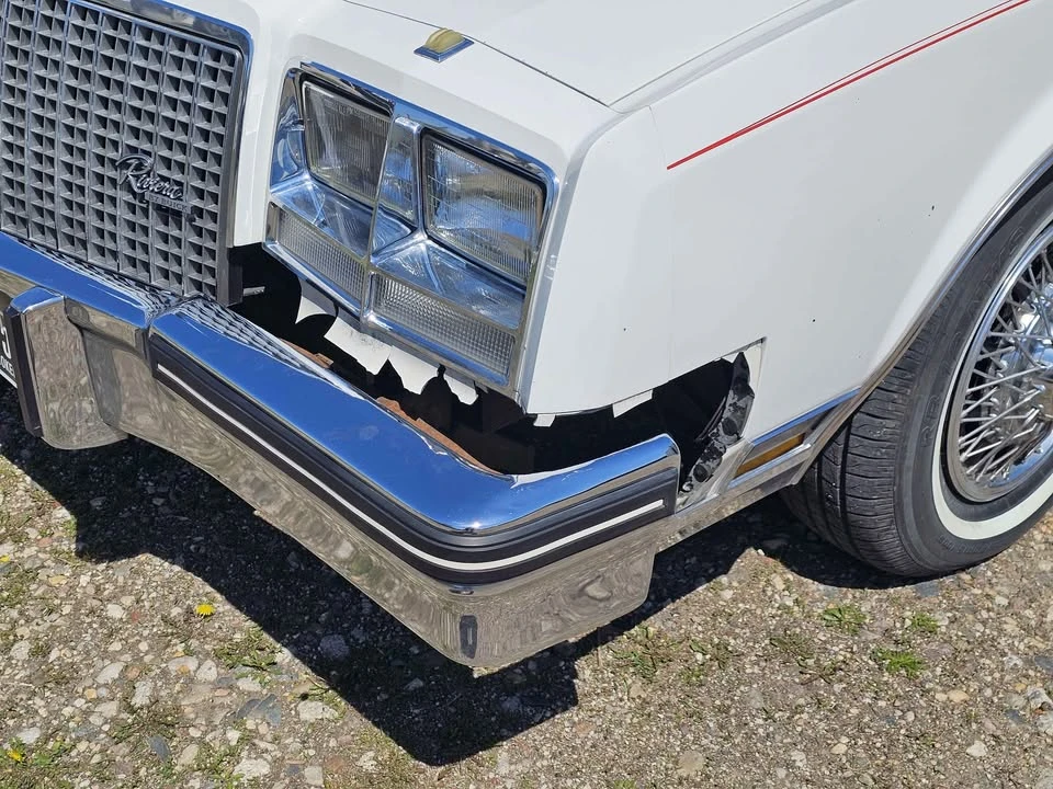 1983 Buick Riviera 4th-7th Gen - Image 10 of 13