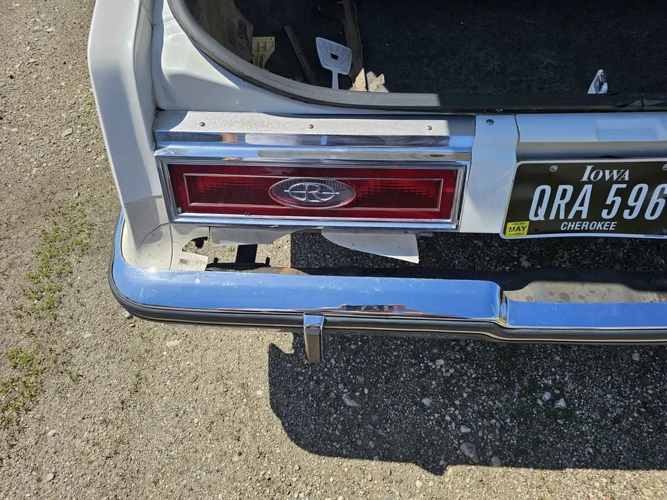1983 Buick Riviera 4th-7th Gen - Image 7 of 13