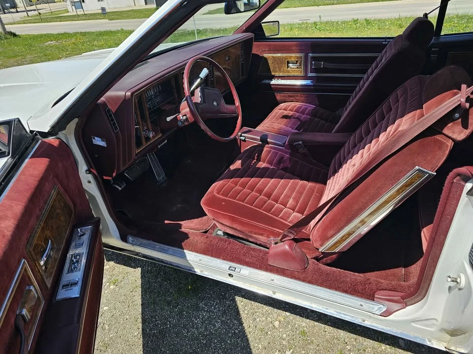 1983 Buick Riviera 4th-7th Gen - Image 11 of 13