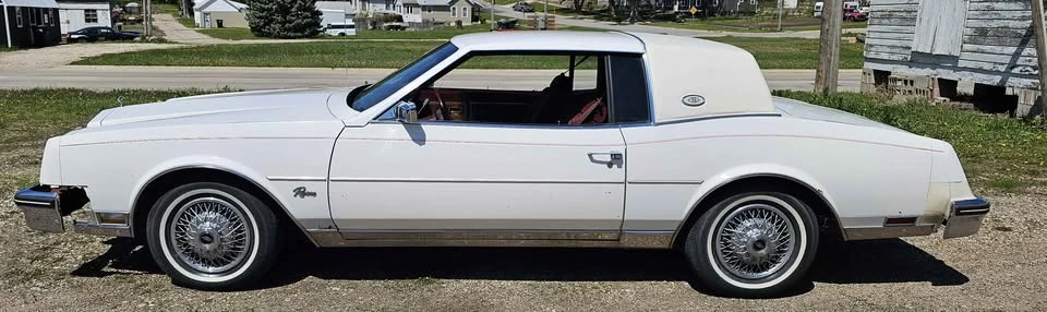1983 Buick Riviera 4th-7th Gen - Image 5 of 13