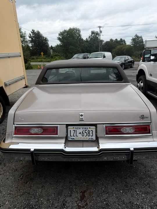 1983 Buick Riviera 4th-7th Gen - Image 3 of 6