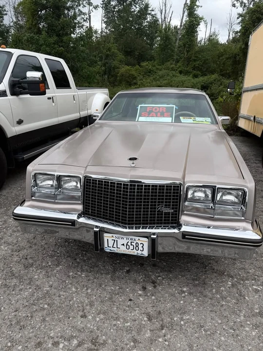 1983 Buick Riviera 4th-7th Gen - Image 4 of 6