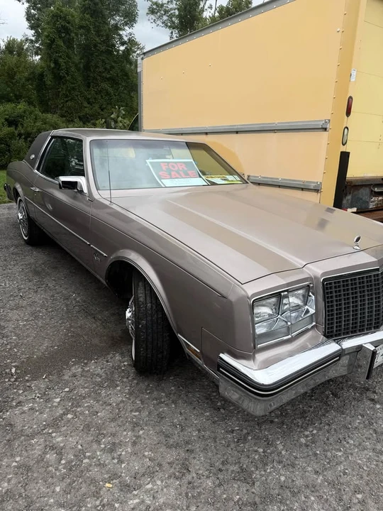 1983 Buick Riviera 4th-7th Gen - Image 2 of 6