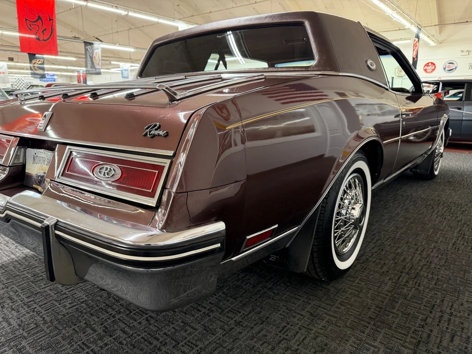 1983 Buick Riviera 4th-7th Gen - Image 28 of 31