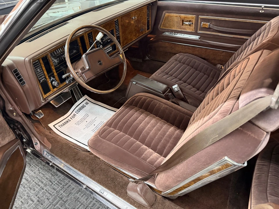 1983 Buick Riviera 4th-7th Gen - Image 16 of 31
