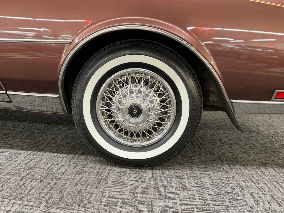 1983 Buick Riviera 4th-7th Gen - Image 24 of 31