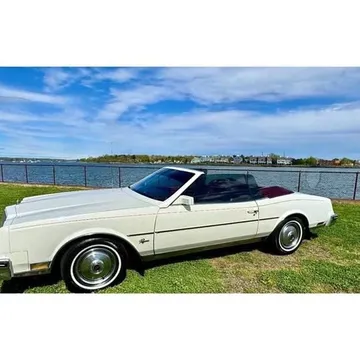 1983 Buick Riviera Base