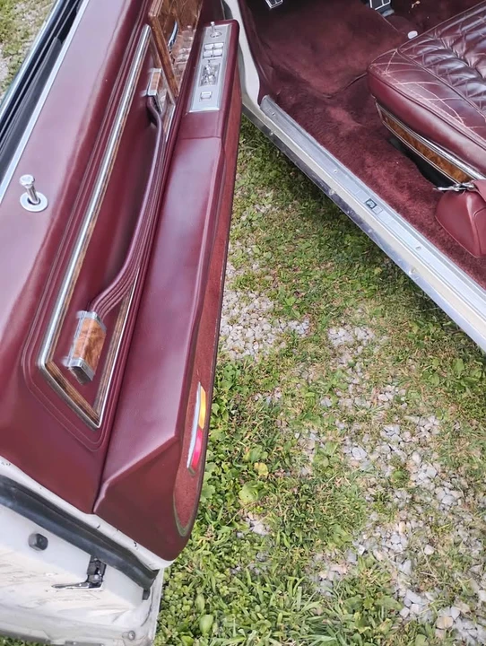 1983 Buick Riviera 4th-7th Gen - Image 6 of 7