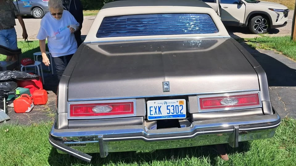 1983 Buick Riviera 4th-7th Gen - Image 5 of 7