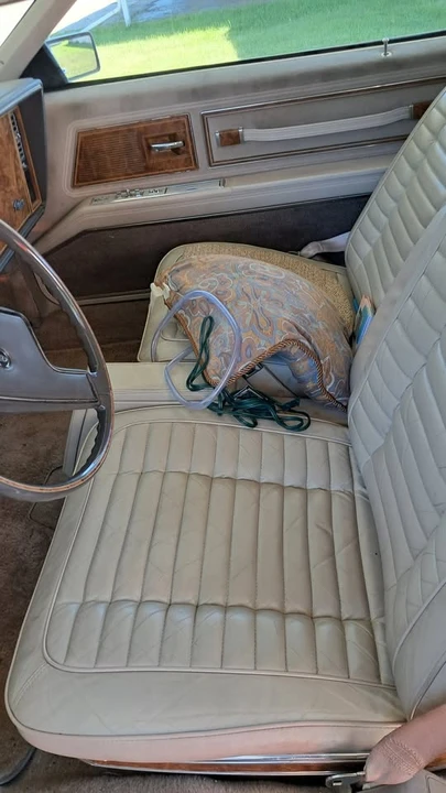 1983 Buick Riviera 4th-7th Gen - Image 6 of 7