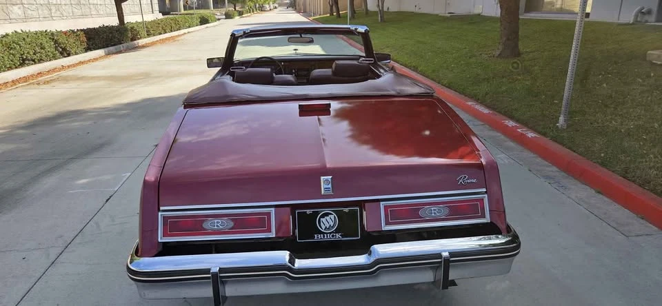 1983 Buick Riviera 4th-7th Gen - Image 2 of 12