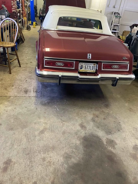 1983 Buick Riviera 4th-7th Gen - Image 10 of 17