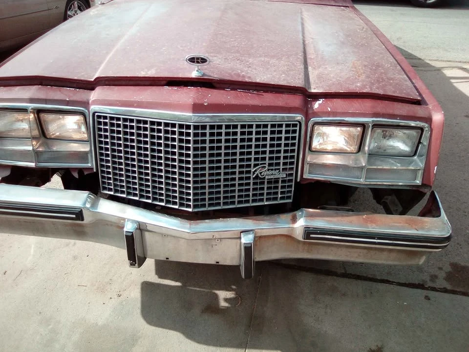 1983 Buick Riviera 4th-7th Gen - Image 17 of 18