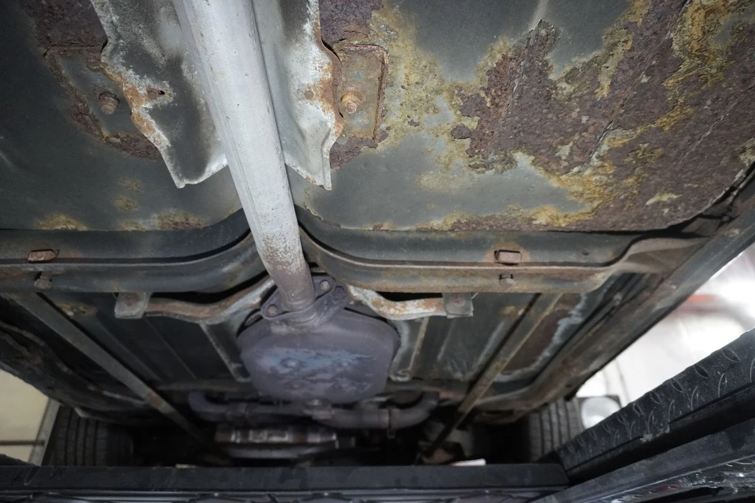 1983 Buick Riviera 4th-7th Gen - Image 16 of 21