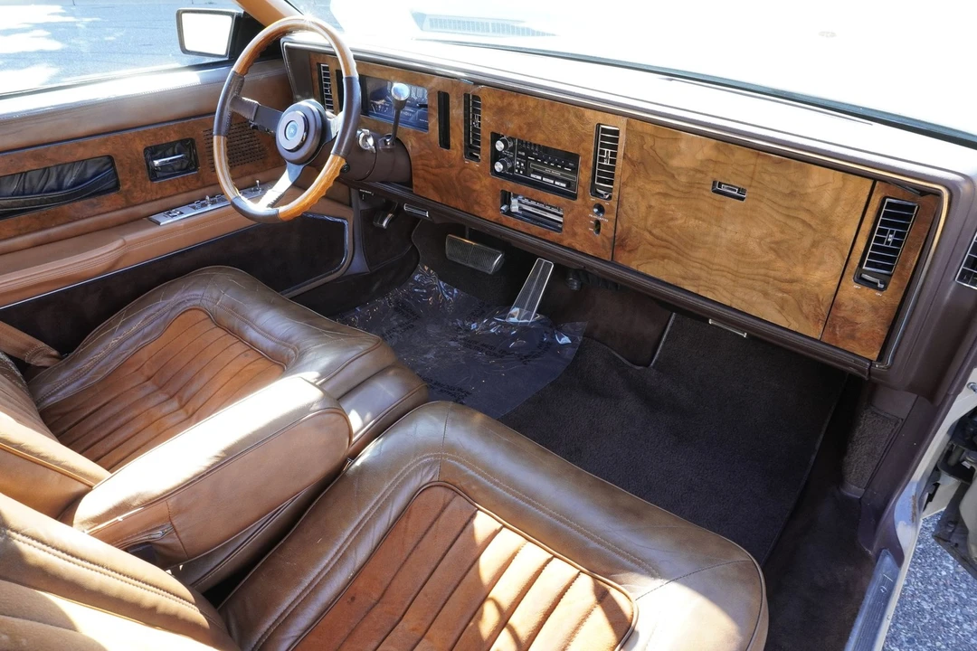 1983 Buick Riviera 4th-7th Gen - Image 12 of 21
