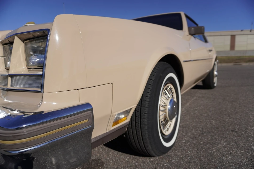 1983 Buick Riviera 4th-7th Gen - Image 19 of 21