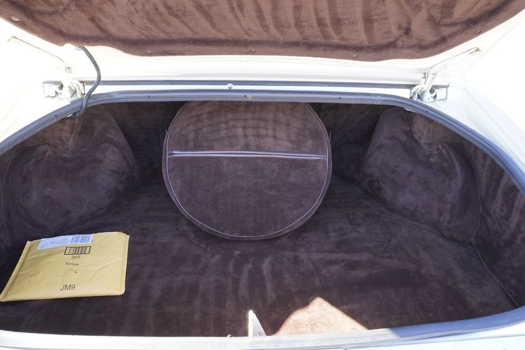 1983 Buick Riviera 4th-7th Gen - Image 14 of 21