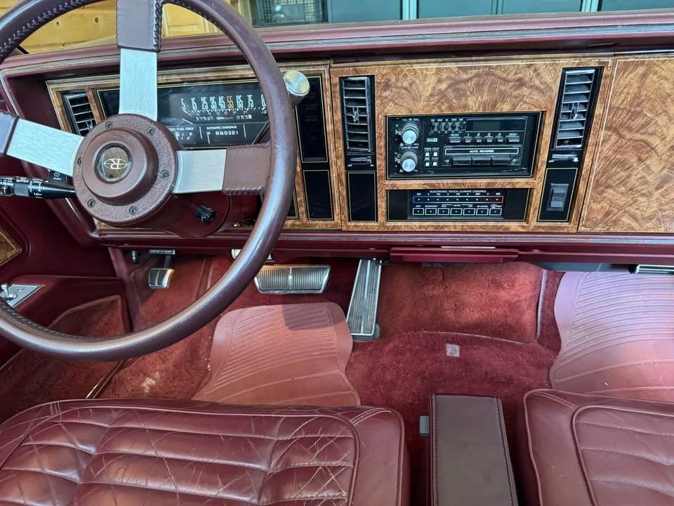 1983 Buick Riviera 4th-7th Gen - Image 5 of 8