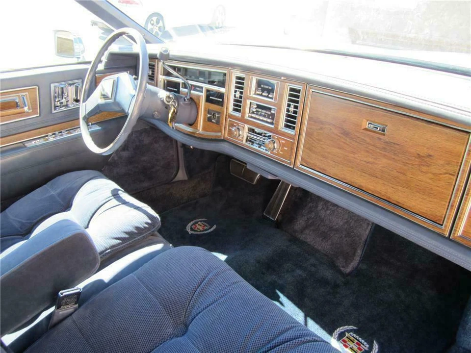 1983 Cadillac Eldorado 10th Gen - Image 4 of 5