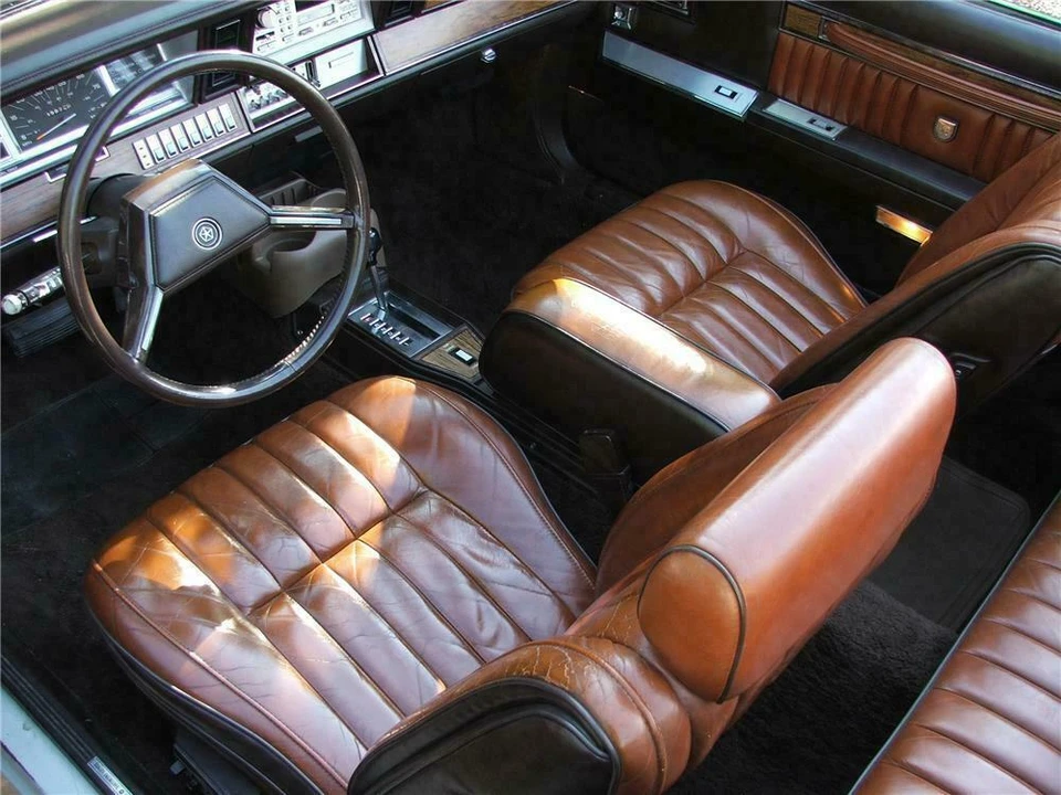 1983 Chrysler LeBaron - Image 4 of 5