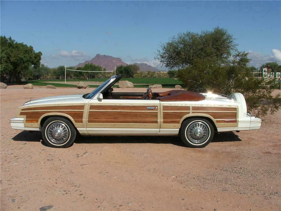 1983 Chrysler LeBaron - Image 5 of 5