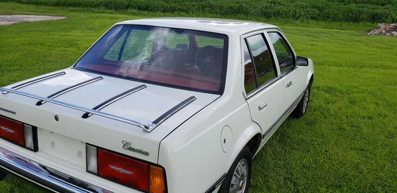 1983 Cadillac Cimarron - Image 28 of 31
