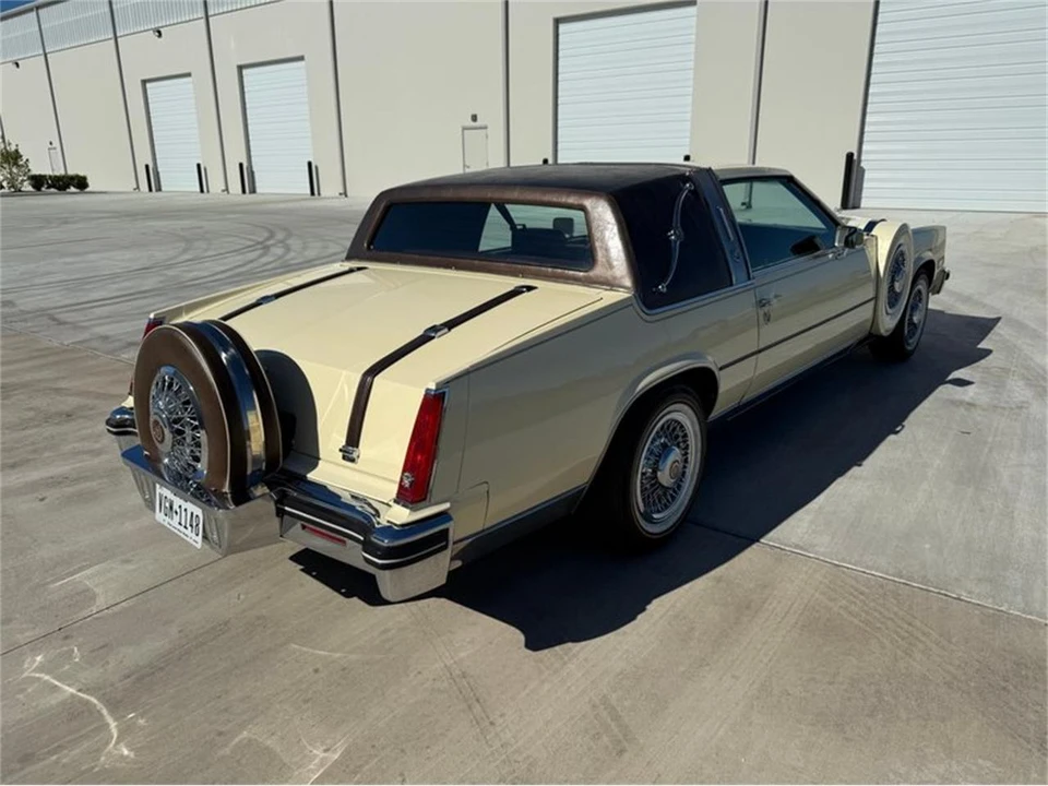 1983 Cadillac DeVille 5th Gen - Image 4 of 31