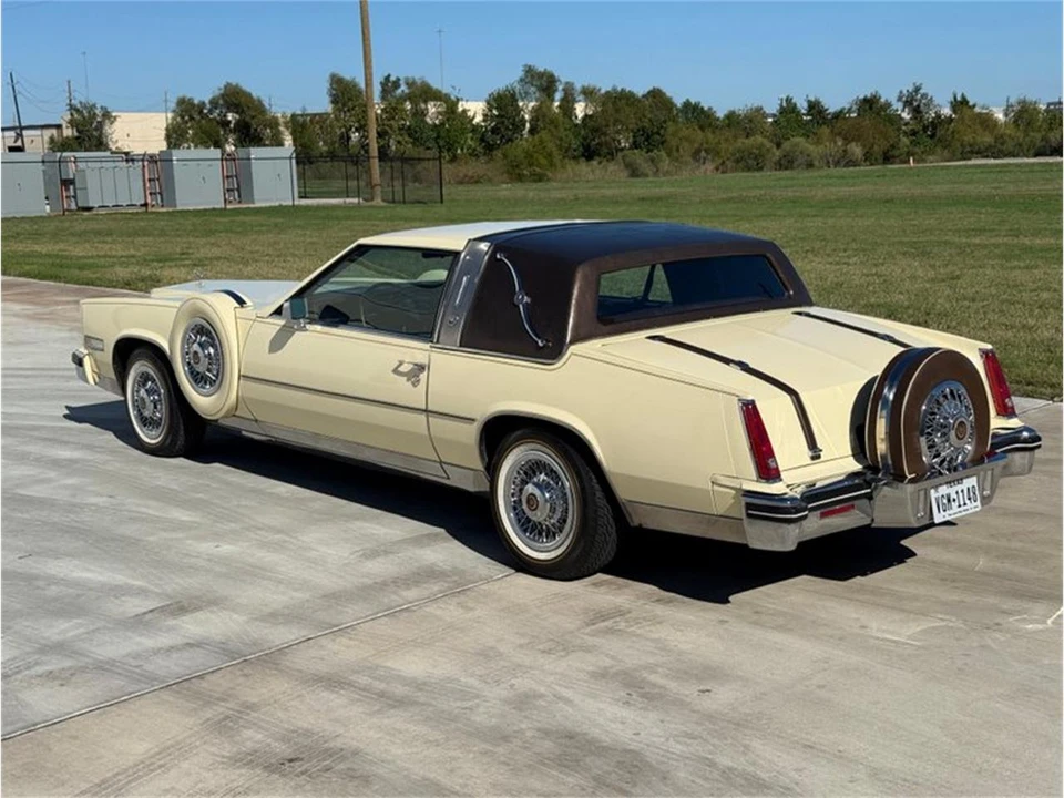1983 Cadillac DeVille 5th Gen - Image 3 of 31
